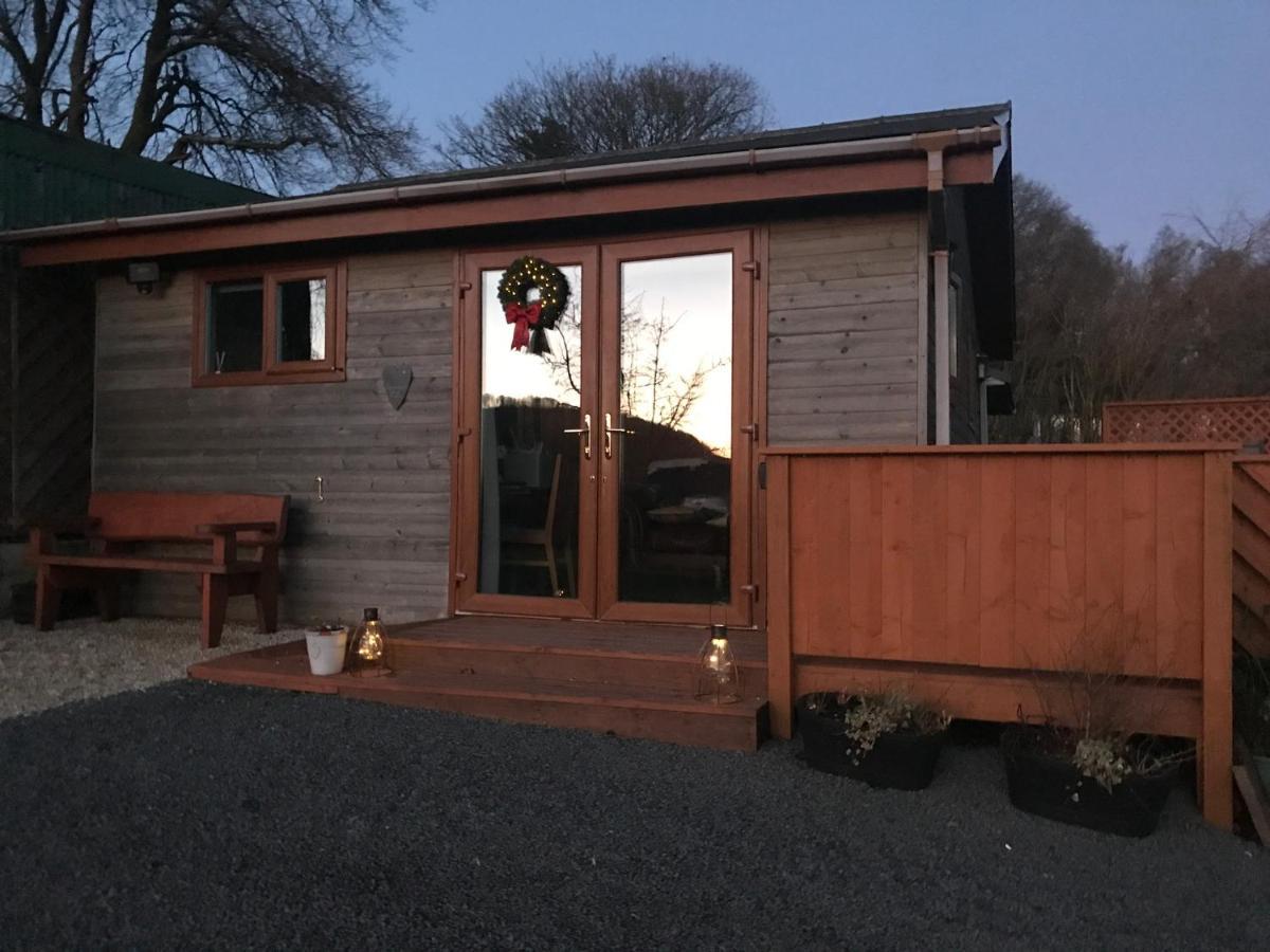 Swansea Log Cabin Pontardawe Luaran gambar