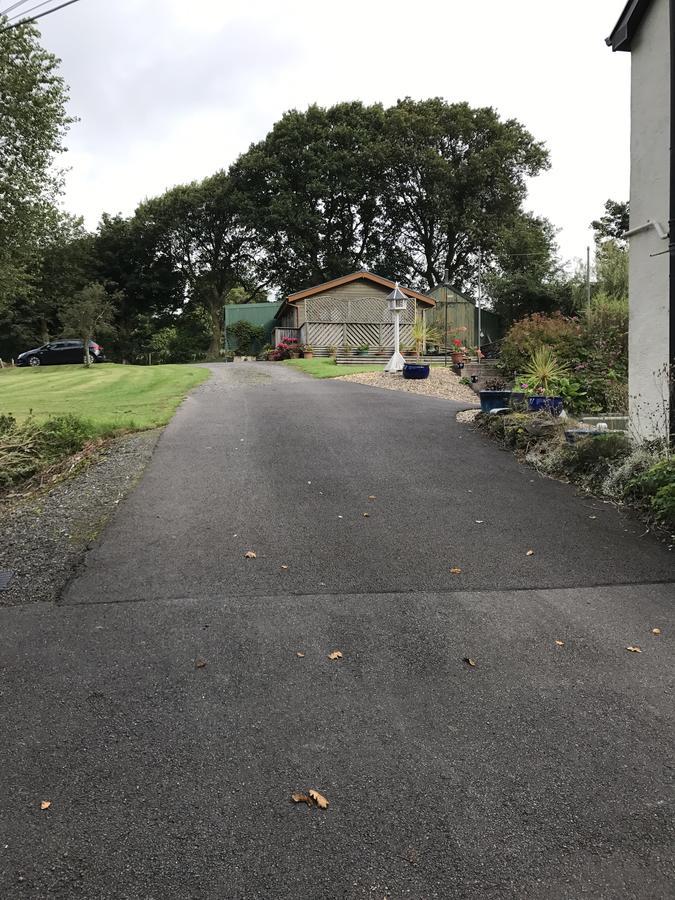 Swansea Log Cabin Pontardawe Luaran gambar